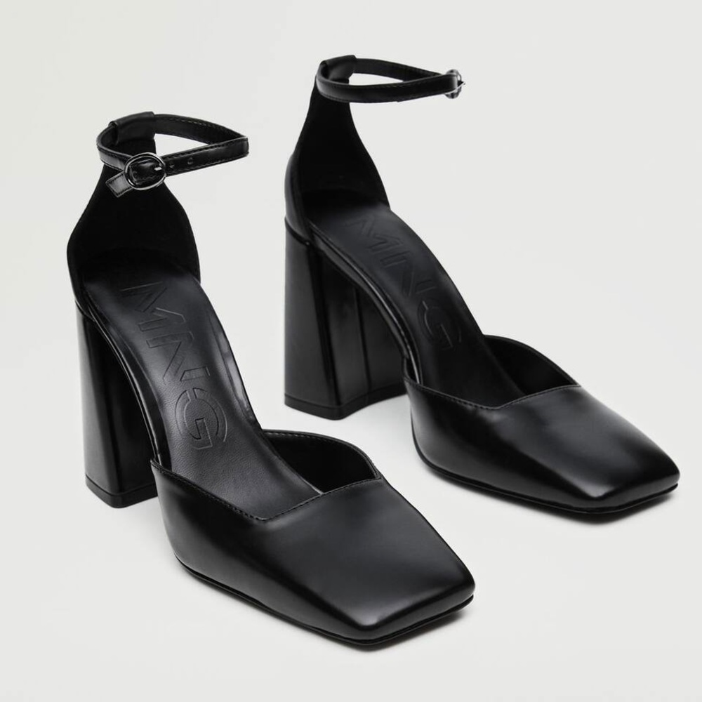 New Mango black ankle cuff block heel 7.5. With box.